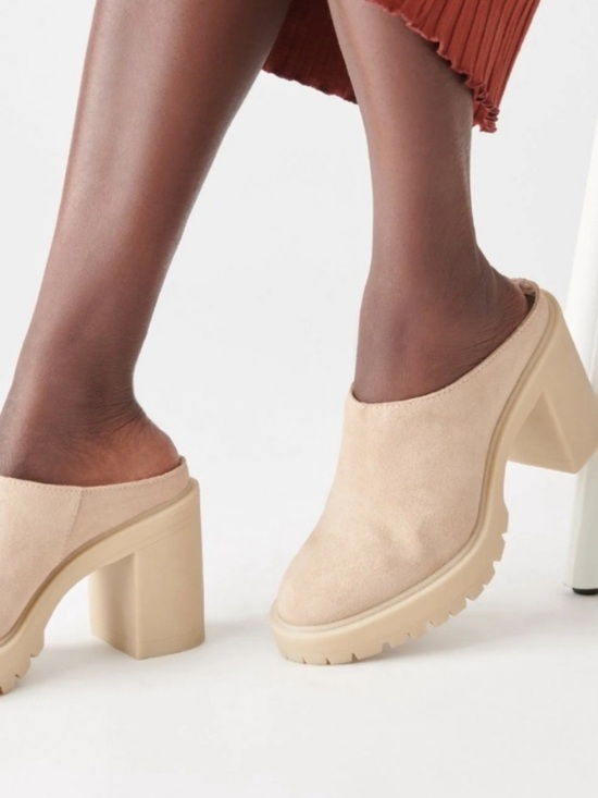 Dolce Vita Shoes - Dolce Vita Carry Women's Clogs Mules Platform Suede Lug Sole In Sand 8